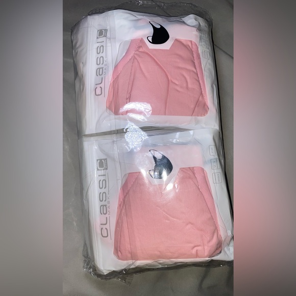 Classic Mask 12 Pack Pink Reusable Face Masks - Picture 1 of 2